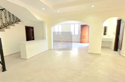 Compound - 5 Bedrooms - 6 Bathrooms for rent in Aspire Zone - Al Waab - Doha