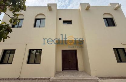 Compound - 5 - 5 for rent in OqbaBin Nafie Steet - Old Airport Road - Doha