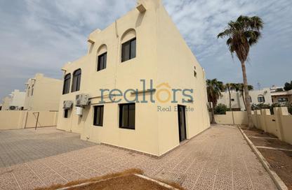 Compound - 5 - 5 for rent in OqbaBin Nafie Steet - Old Airport Road - Doha