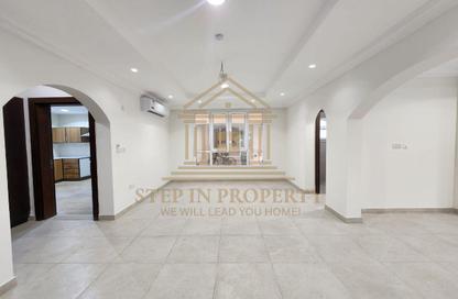 Villa - 5 Bedrooms - 7 Bathrooms for rent in Wadi Al Markh - Muraikh - AlMuraikh - Doha