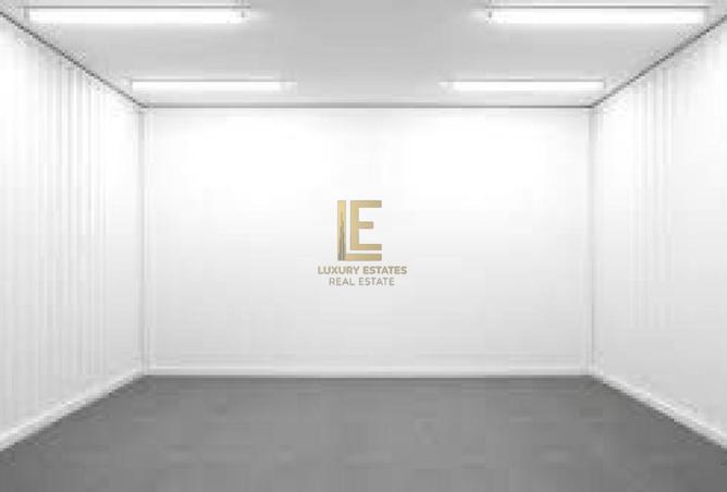 1004946 - Property Image 2