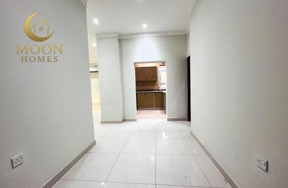 Apartment - 1 - 1 for rent in Salaja Street - Doha Al Jadeed - Doha Apartment - 1 - 1 for rent in Salaja Street - Doha Al Jadeed - Doha