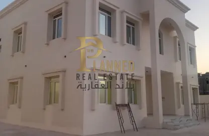 فيلا - 6 حمامات للايجار في الوكير - الوكرة