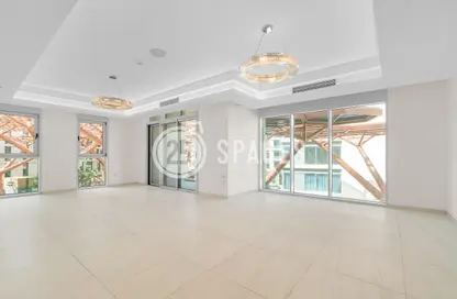 Apartment - 2 Bedrooms - 4 Bathrooms for sale in Crystal Residence - Gewan Island - The Pearl Island - Doha