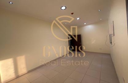 Apartment - 1 Bedroom - 1 Bathroom for rent in Umm Ghuwalina - Umm Ghuwailina - Doha