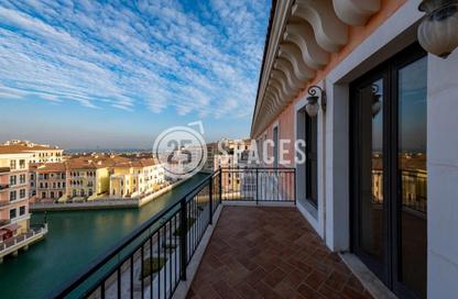 Apartment - 3 Bedrooms - 4 Bathrooms for rent in Carnaval - Qanat Quartier - The Pearl Island - Doha