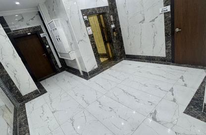 Apartment - 2 Bedrooms - 3 Bathrooms for rent in Al Nasr Street - Al Nasr - Doha