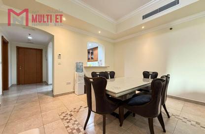 Apartment - 2 Bedrooms - 3 Bathrooms for rent in West Porto Drive - Porto Arabia - The Pearl Island - Doha