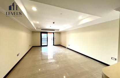 Apartment - Studio - 1 for rent in East Porto Drive - Porto Arabia - The Pearl Island - Doha