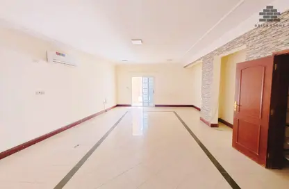 Apartment - 2 Bedrooms - 2 Bathrooms for rent in Anas Street - Fereej Bin Mahmoud North - Fereej Bin Mahmoud - Doha