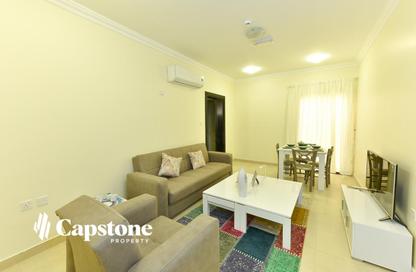 Apartment - 2 Bedrooms - 2 Bathrooms for rent in Bin Omran 46 - Fereej Bin Omran - Doha