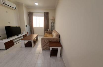 Apartment - 1 Bedroom - 1 Bathroom for rent in Umm Ghwailina Comm - Umm Ghuwalina - Umm Ghuwailina - Doha