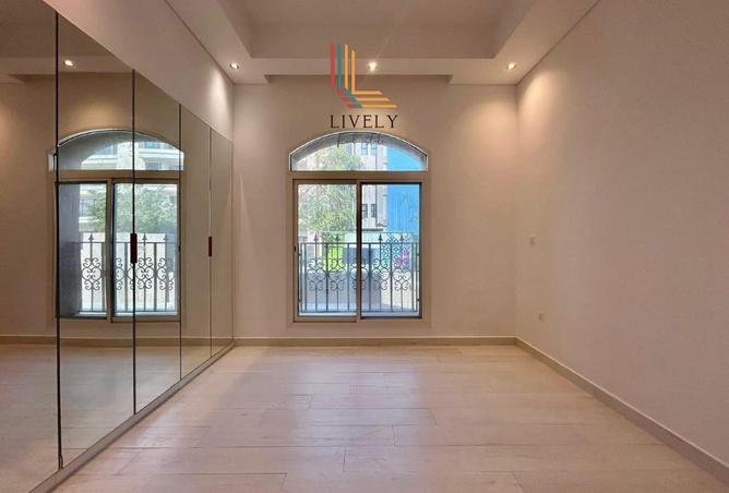 52683189 - Property Image 2