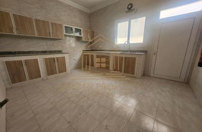 Villa - 7 - 7+ for rent in Hazm Al Markhiya - Doha