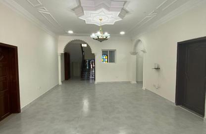 Apartment - Studio - 1 Bathroom for rent in Al Dafna - Doha
