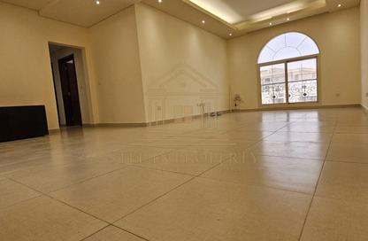 Apartment - 3 Bedrooms - 3 Bathrooms for rent in Al Sadd Road - Al Sadd - Doha