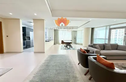 Apartment - 1 Bedroom - 2 Bathrooms for rent in Marina Residences 195 - Marina District - Lusail