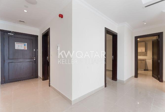 985789 - Property Image 3