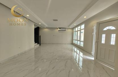Compound - 4 Bedrooms - 4 Bathrooms for rent in Muraikh - AlMuraikh - Doha