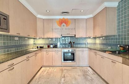 Apartment - 1 Bedroom - 2 Bathrooms for rent in East Porto Drive - Porto Arabia - The Pearl Island - Doha