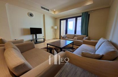 Apartment - 1 Bedroom - 2 Bathrooms for rent in East Porto Drive - Porto Arabia - The Pearl Island - Doha
