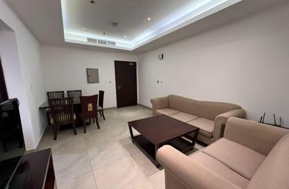Apartment - 2 Bedrooms - 2 Bathrooms for rent in Umm Ghwailina Comm - Umm Ghuwalina - Umm Ghuwailina - Doha