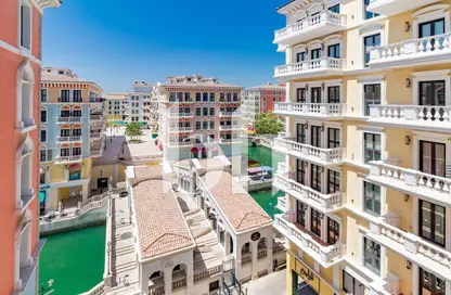 Apartment - 3 Bedrooms - 3 Bathrooms for rent in Carnaval - Qanat Quartier - The Pearl Island - Doha