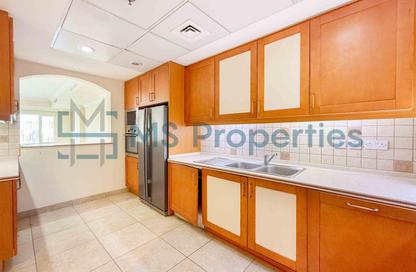 Apartment - 2 Bedrooms - 3 Bathrooms for sale in West Porto Drive - Porto Arabia - The Pearl Island - Doha