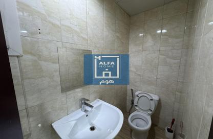 Apartment - 2 Bedrooms - 2 Bathrooms for rent in Al Nasr Street - Al Nasr - Doha