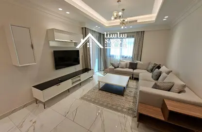 Apartment - 2 Bedrooms - 2 Bathrooms for rent in Giardino Apartments - The Pearl Island - Doha