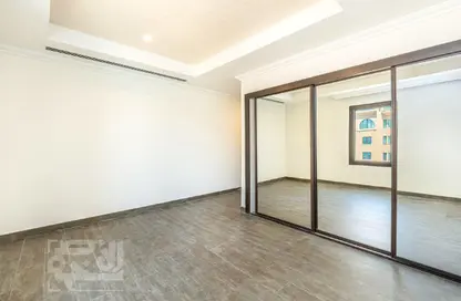 Apartment - 1 Bedroom - 2 Bathrooms for rent in Regency Pearl 2 - Regency Pearl 2 - The Pearl Island - Doha