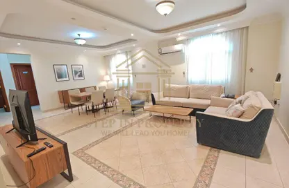 Apartment - 2 Bedrooms - 2 Bathrooms for rent in Al Sadd Road - Al Sadd - Doha