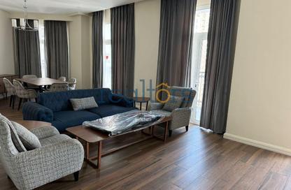Apartment - 2 Bedrooms - 4 Bathrooms for rent in Floresta Gardens - Floresta Gardens - The Pearl Island - Doha