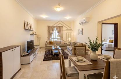 Apartment - 2 Bedrooms - 2 Bathrooms for rent in Al Nasr Street - Al Nasr - Doha