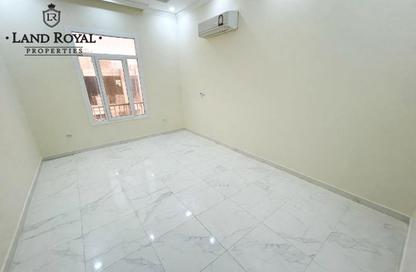 Apartment - 2 - 2 for rent in Fereej Kulaib - Doha
