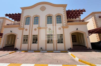 Villa - 4 Bedrooms - 5 Bathrooms for rent in Al Nuaija Street - Al Nuaija - Doha Villa - 4 Bedrooms - 5 Bathrooms for rent in Al Nuaija Street - Al Nuaija - Doha