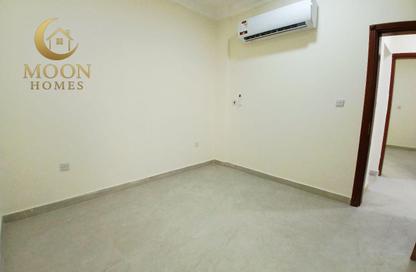 Apartment - 2 Bedrooms - 2 Bathrooms for rent in Umm Ghuwailina 4 - Umm Ghuwailina - Doha Apartment - 2 Bedrooms - 2 Bathrooms for rent in Umm Ghuwailina 4 - Umm Ghuwailina - Doha
