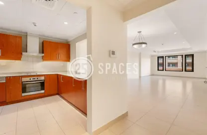 Apartment - 1 Bedroom - 2 Bathrooms for rent in West Porto Drive - Porto Arabia - The Pearl Island - Doha