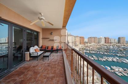 Apartment - 3 Bedrooms - 4 Bathrooms for rent in East Porto Drive - Porto Arabia - The Pearl Island - Doha