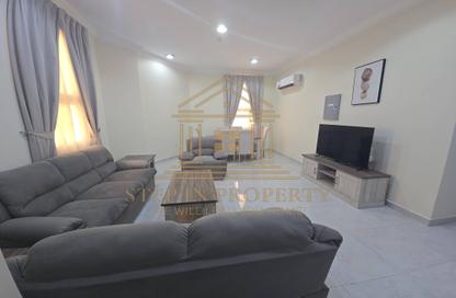 Apartment - 2 Bedrooms - 2 Bathrooms for rent in Al Sadd Road - Al Sadd - Doha