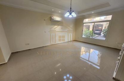 Apartment - 4 Bedrooms - 4 Bathrooms for rent in Wadi Al Markh - Muraikh - AlMuraikh - Doha Apartment - 4 Bedrooms - 4 Bathrooms for rent in Wadi Al Markh - Muraikh - AlMuraikh - Doha