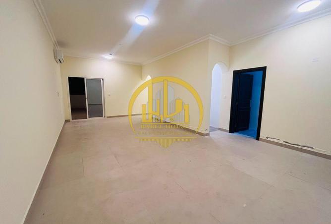 57203135 - Property Main Image