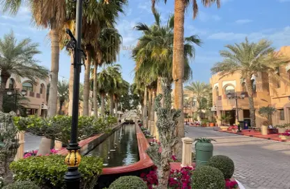 Villa - 5 Bedrooms - 6 Bathrooms for rent in West Bay Lagoon Villas - West Bay Lagoon - West Bay Lagoon - Doha