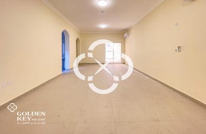 Apartment - 3 Bedrooms - 3 Bathrooms for rent in Al Jazeera Street - Fereej Bin Mahmoud North - Fereej Bin Mahmoud - Doha