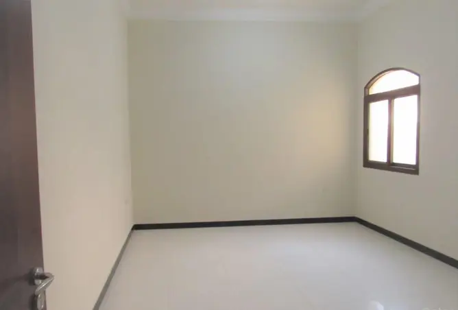 985996 - صورة العقار 3