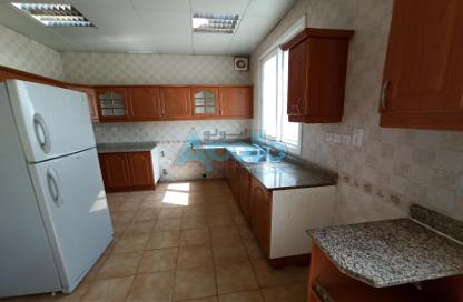 Villa - 3 Bedrooms - 3 Bathrooms for rent in Al Nasr Street - Al Nasr - Doha