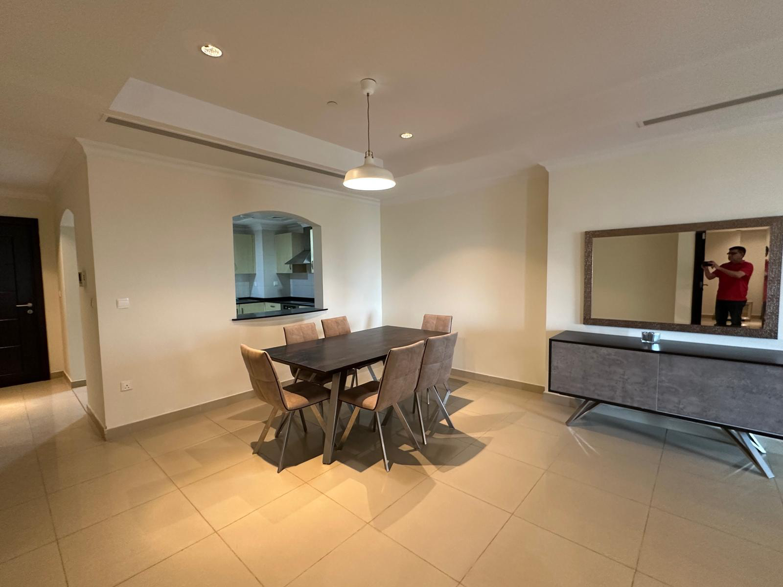 ELEGANT 1BEDROOM FULLY FURNISHED WITH BIG BALCONY thumbnail 5