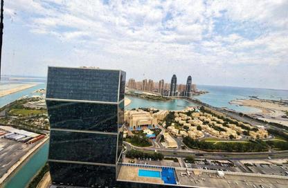 Apartment - 2 Bedrooms - 4 Bathrooms for rent in Zig Zag Tower B - Zig Zag Towers - West Bay - Doha