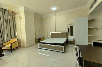 Apartment - Studio - 1 Bathroom for rent in Al Sadd Road - Al Sadd - Doha