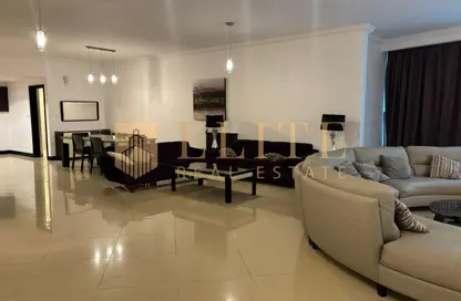 دوبلكس - 3 غرف نوم - 5 حمامات للايجار في برج بفرلي هيلز - الخليج الجنوبي - الخليج الغربي - الدوحة